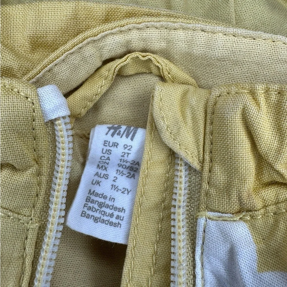 H&M jacket yellow with removable hood k41